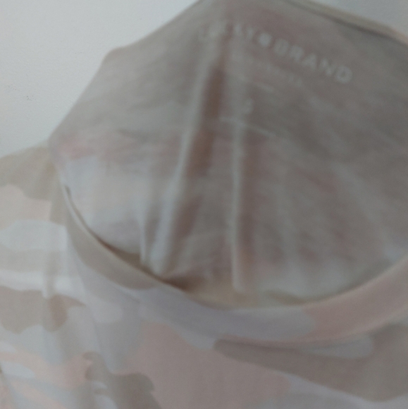 Lucky Brand Pink Camo Lightweight Tee Size S NWT - Picture 9 of 9